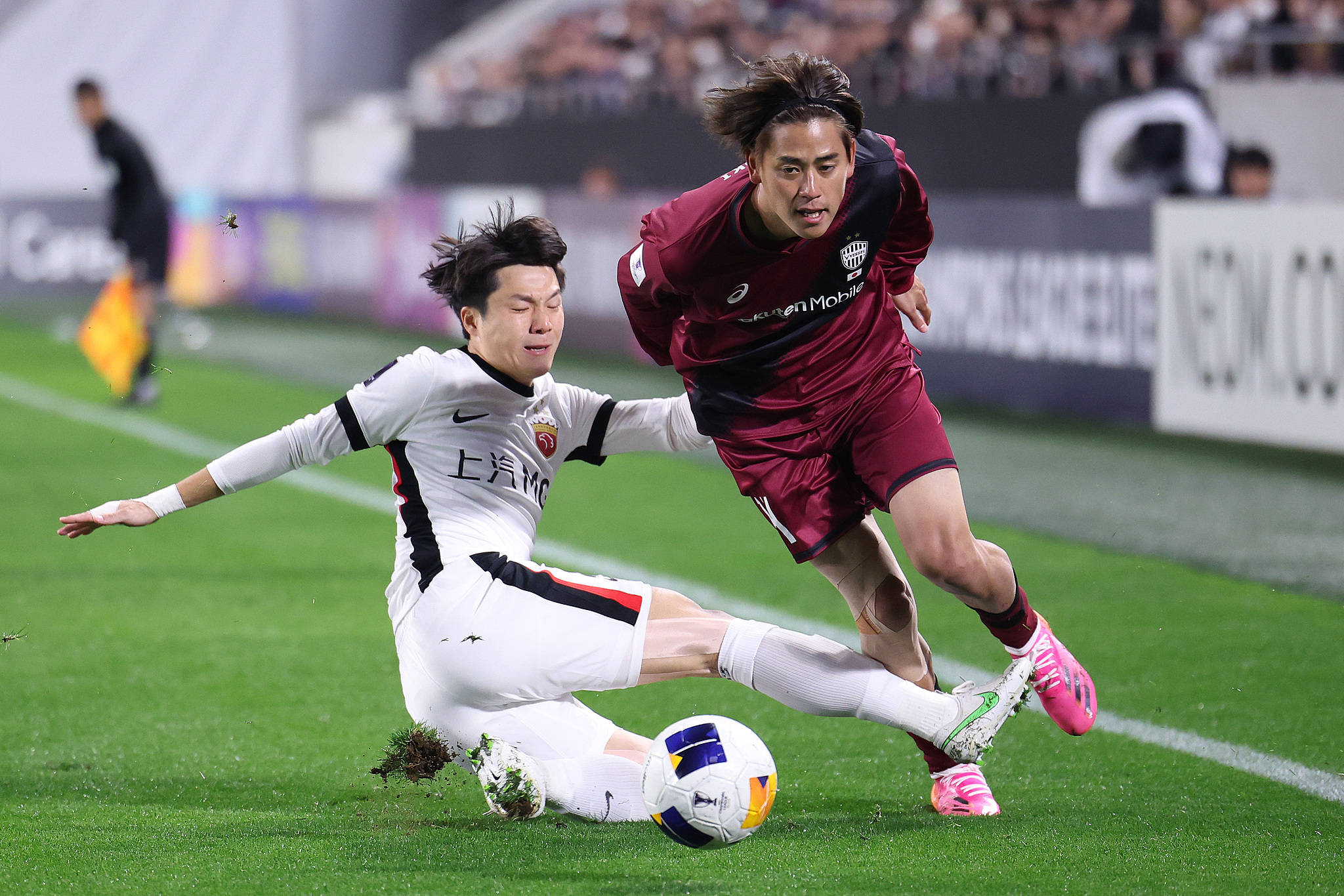 包含亚冠赛场上演绝杀一幕,胜负悬念引人注目的词条 包含亚冠赛场上演绝杀一幕,胜负悬念引人注目的词条