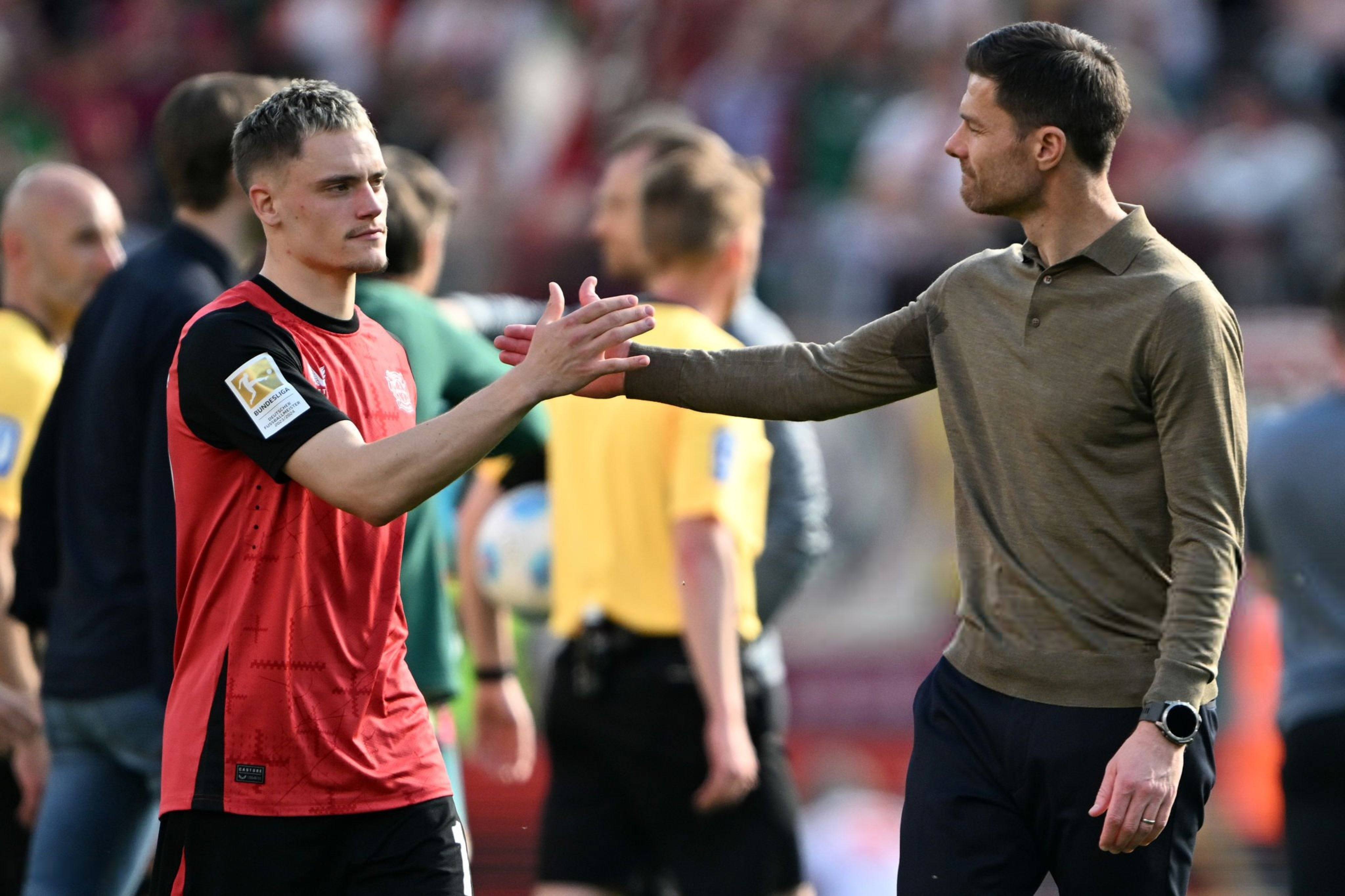 爱游戏亚洲官网-关于曼城横扫对手，欧冠冠军势不可挡的信息