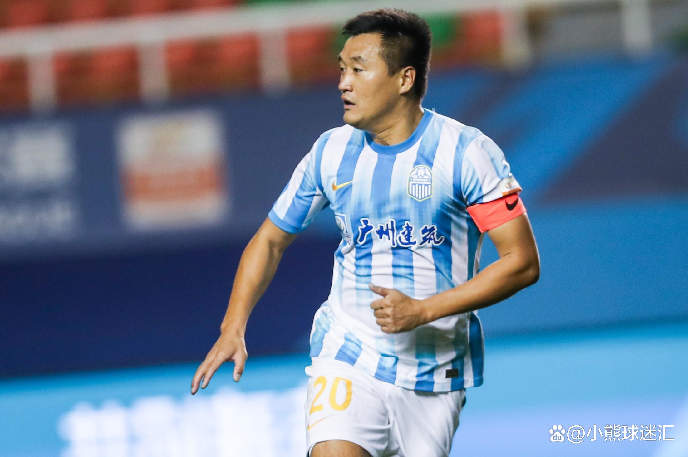 爱游戏在线-包含球员脱颖而出成为球队稳定核心，领军征战的词条