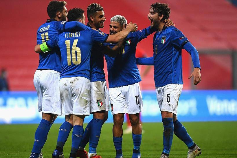 意大利艰难打平波兰,小组头名位置动摇 意大利艰难打平波兰,小组头名位置动摇