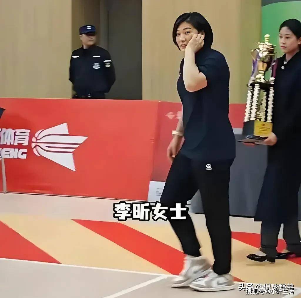 爱游戏在线-关于青年篮球世界杯决赛上演，未来之星争霸的信息