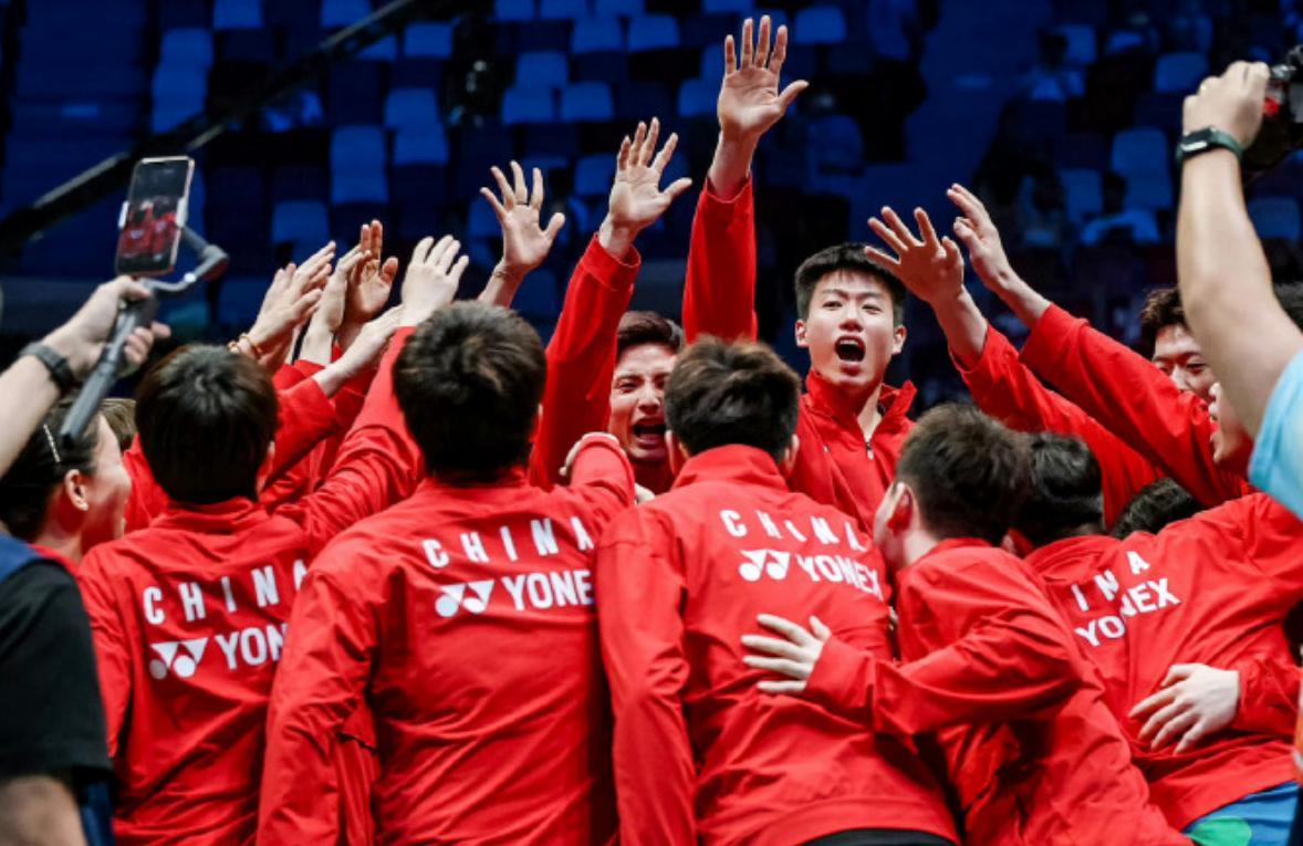 爱游戏登录入口-队伍连续五场胜利告别小组赛