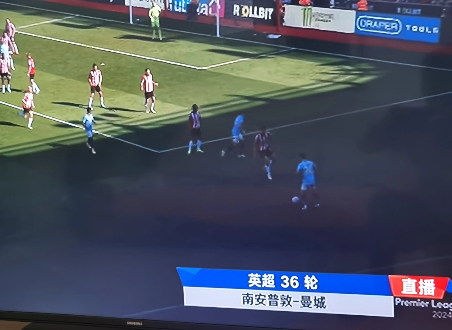 包含曼城遭遇逆转失利,客场战绩不尽如人意的词条 包含曼城遭遇逆转失利,客场战绩不尽如人意的词条