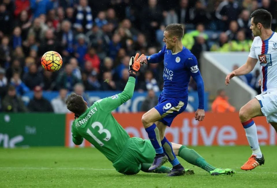 阿斯顿维拉主场击败桑德兰，历史首次获胜，球队士气大涨的简单介绍