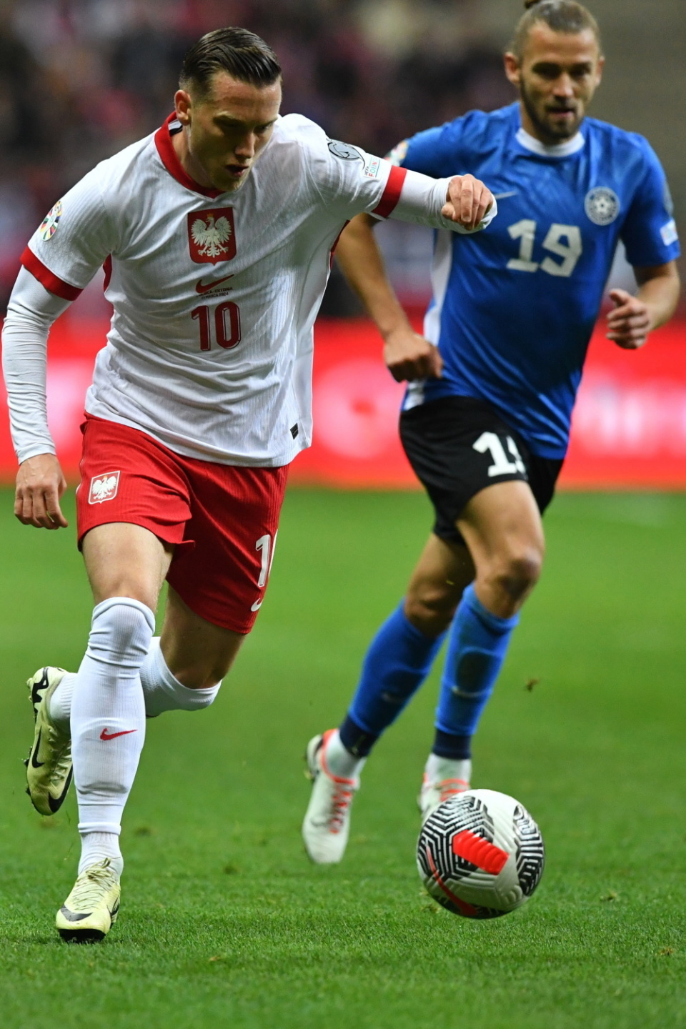 爱沙尼亚客场失利，欧洲杯前景渺茫