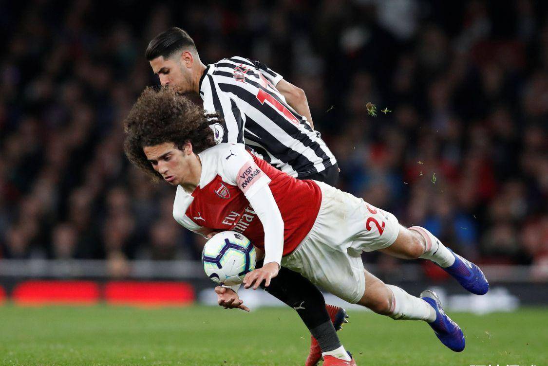 爱游戏官方入口-圣埃蒂安主场告捷，继续保持不败战绩的简单介绍