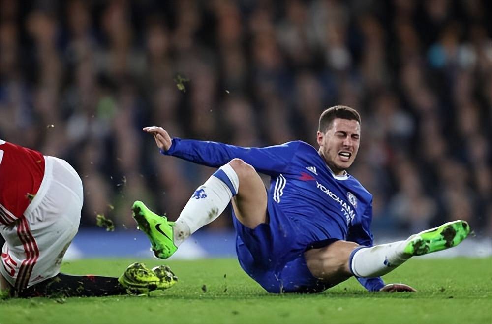 切尔西客场逆转,阿扎尔梅开二度率队力挽狂澜 切尔西客场逆转,阿扎尔梅开二度率队力挽狂澜