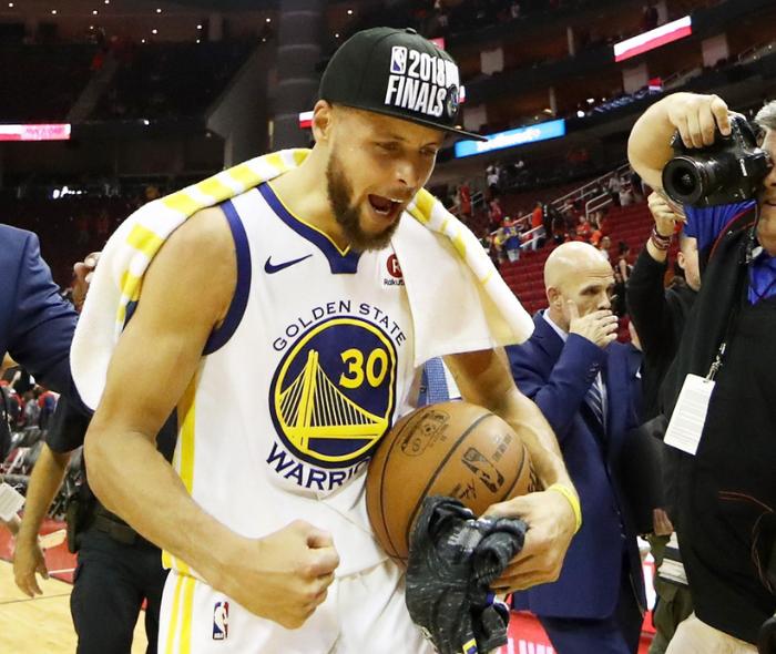 广州富力遭遇两连败,战绩下滑,球迷纷纷担忧的简单介绍 广州富力遭遇两连败,战绩下滑,球迷纷纷担忧的简单介绍