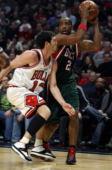 包含激烈对抗中出现爆发性一幕,场上情绪高涨的词条 包含激烈对抗中出现爆发性一幕,场上情绪高涨的词条