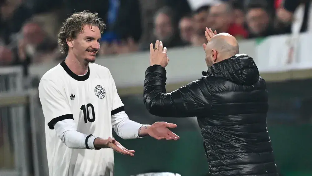 爱游戏体育官网-英格兰遭遇捷克逆转，困境不可忽视