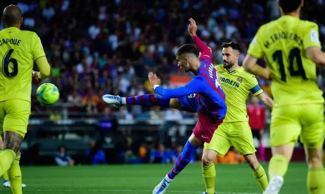 爱游戏在线登录-比利亚雷亚尔队长发威，率队逆转对手赢球