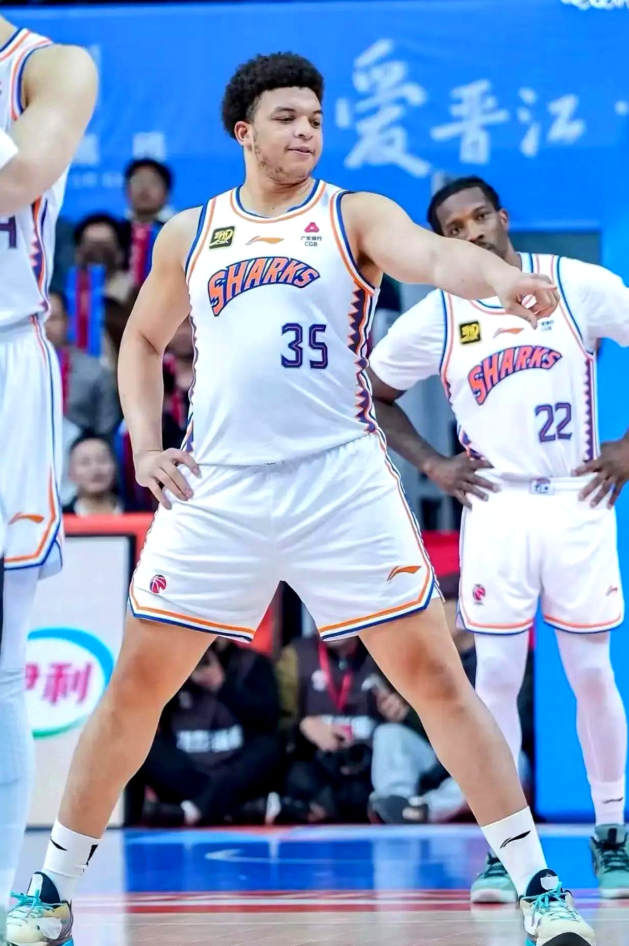 关于上海老K男篮进入总决赛,展望冲击总冠军的信息 关于上海老K男篮进入总决赛,展望冲击总冠军的信息